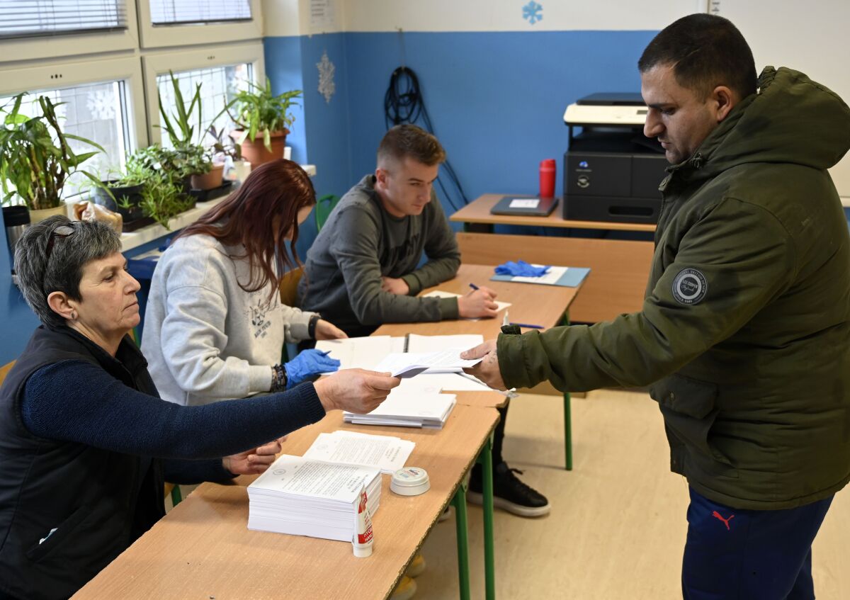 SR referendum23 hlasovanie Trebišov Rómovia osada KEX