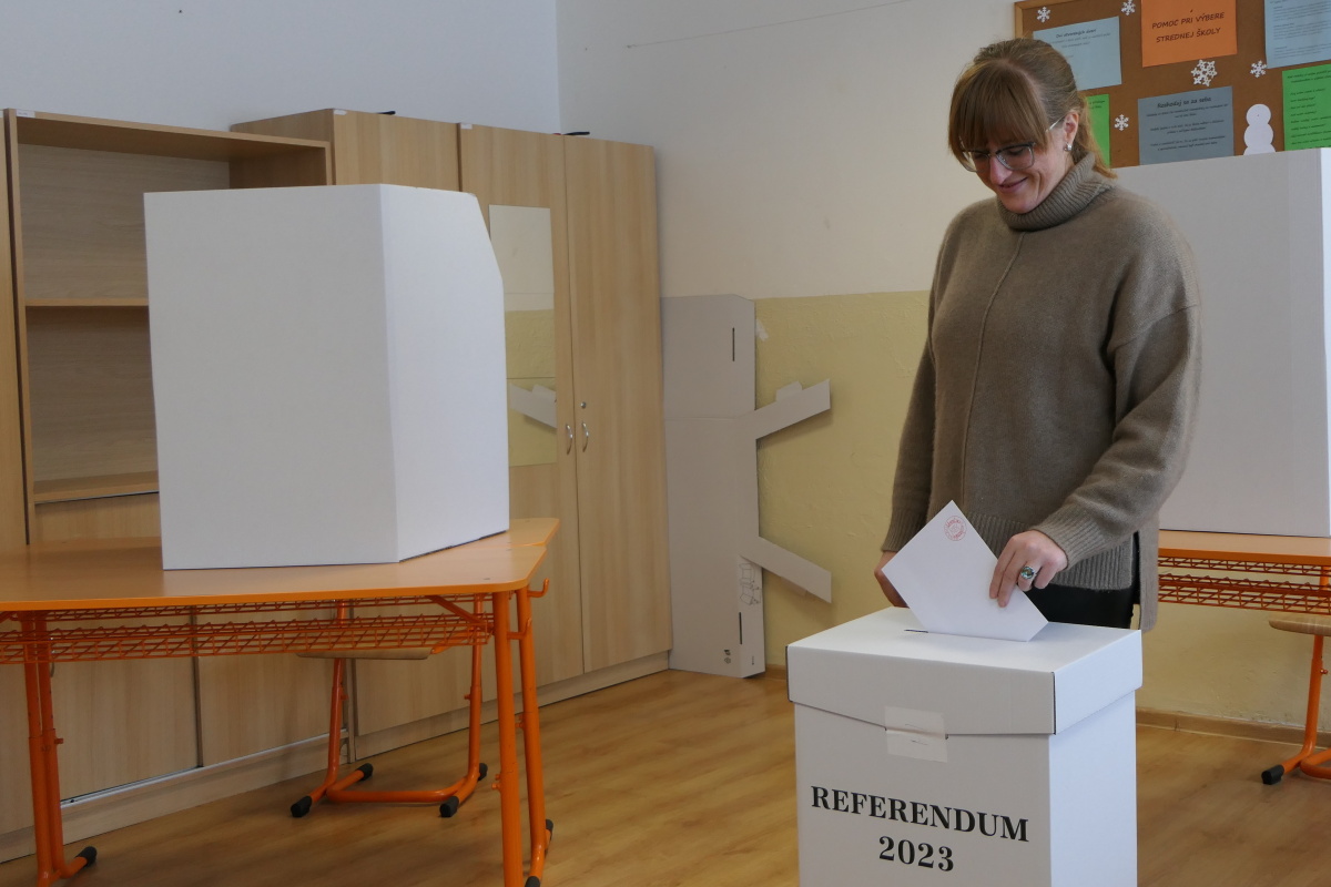 SR referendum23 hlasovanie Žilina ZAX