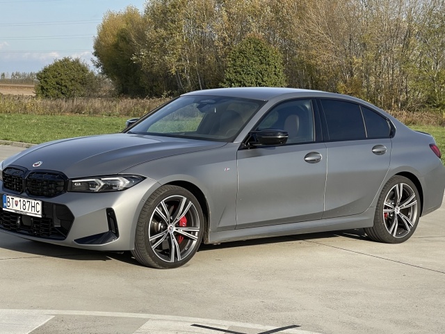 BMW M340i xDrive (2023)