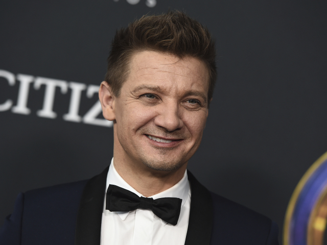 People Jeremy Renner