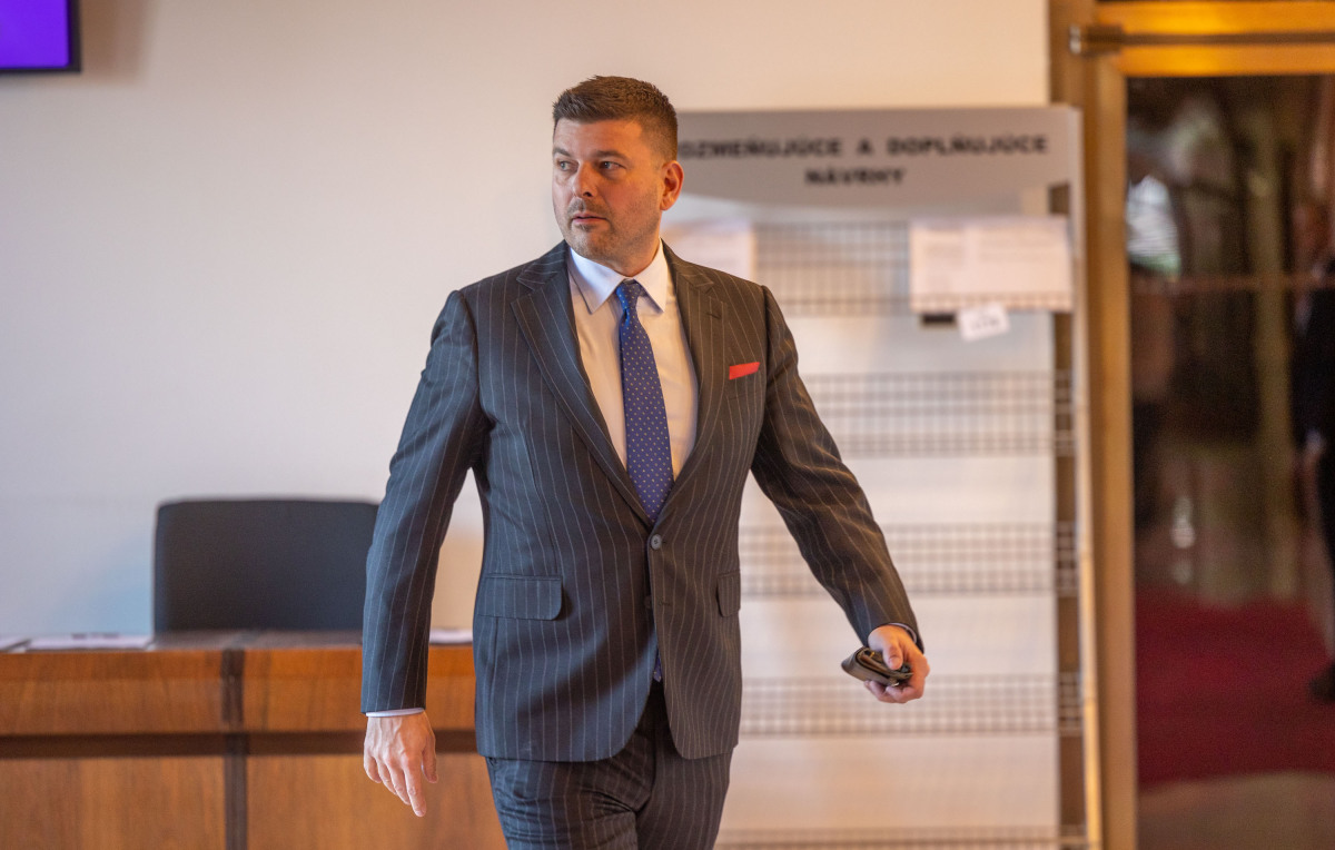 parlament, rokovanie, Martin Borguľa