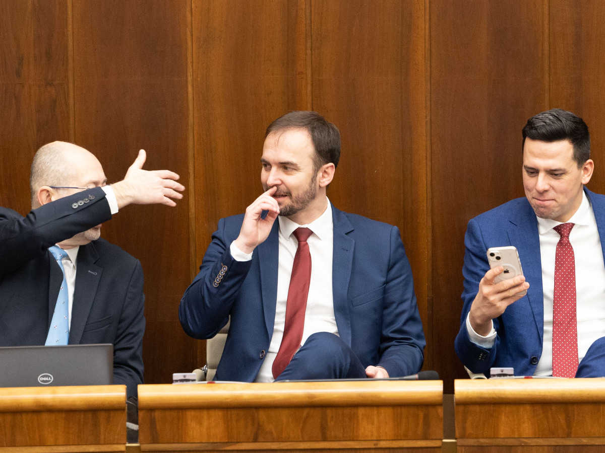 parlament, hlasovanie, predčasné voľby, zmena ústavy, Igor Matovič, Mária Kolíková, Boris Kollár, Peter Pčolinský