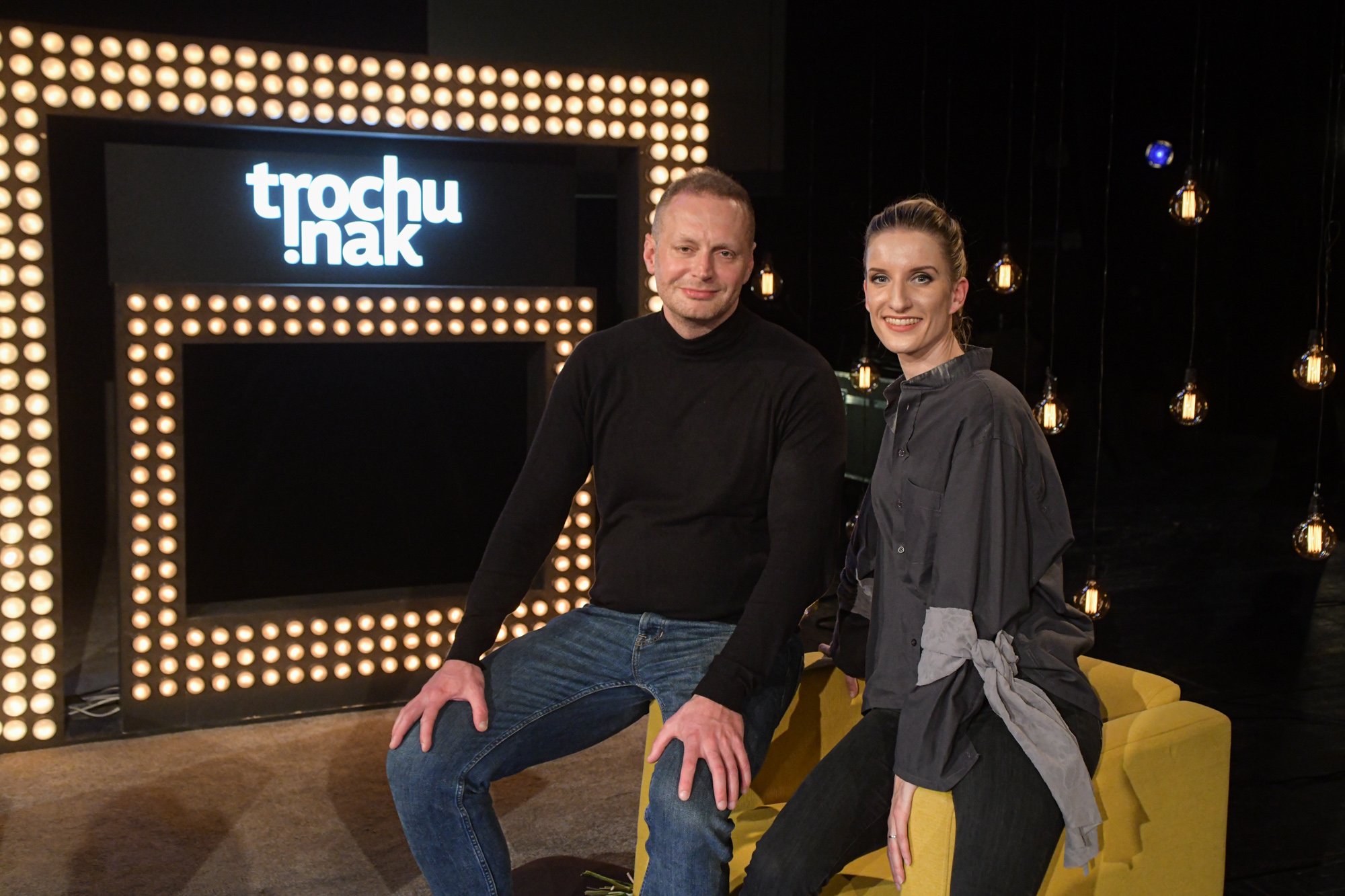 Adela Vinczeová a Dano Rabina, producent talkshow Troch inak.