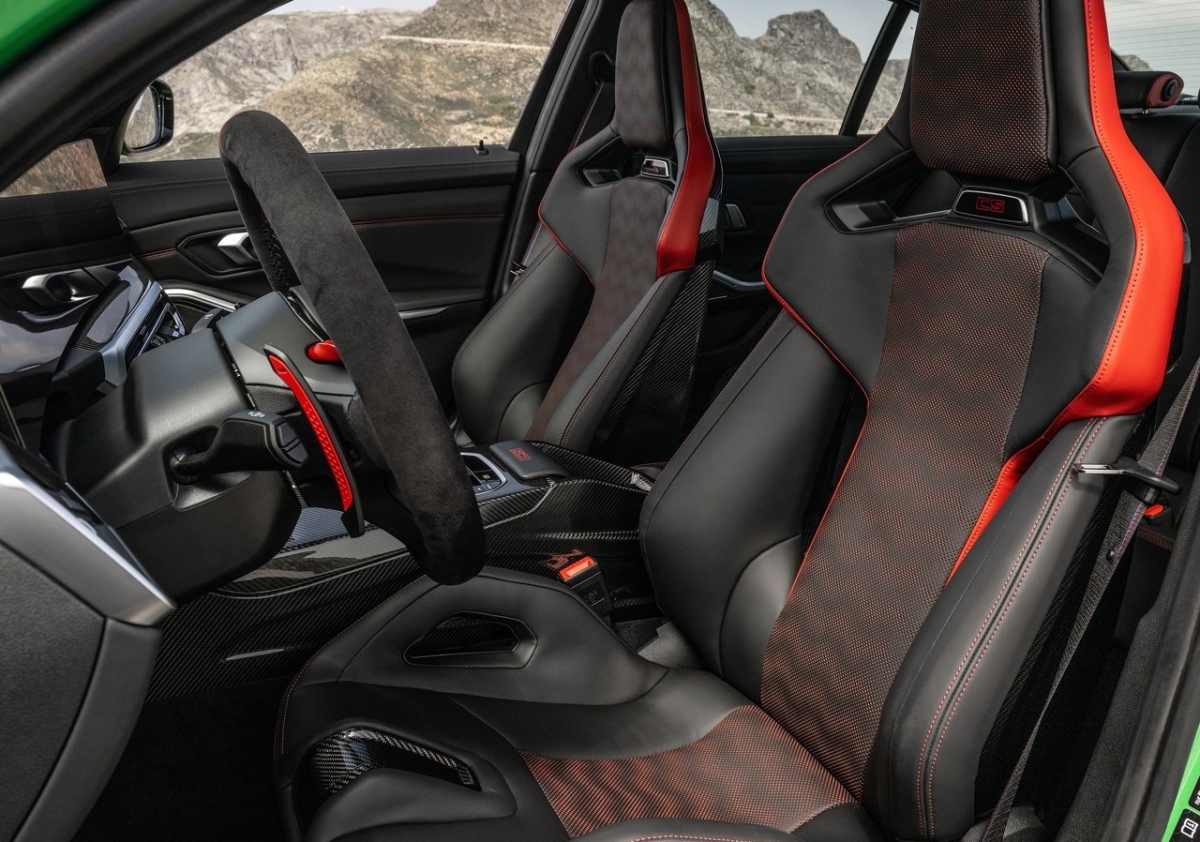 BMW M3 CS 11