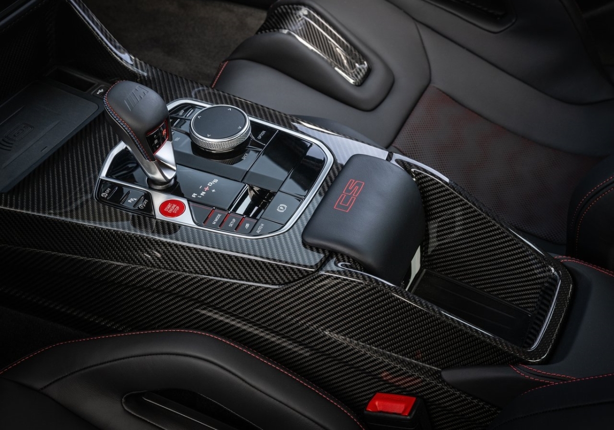 BMW M3 CS 13
