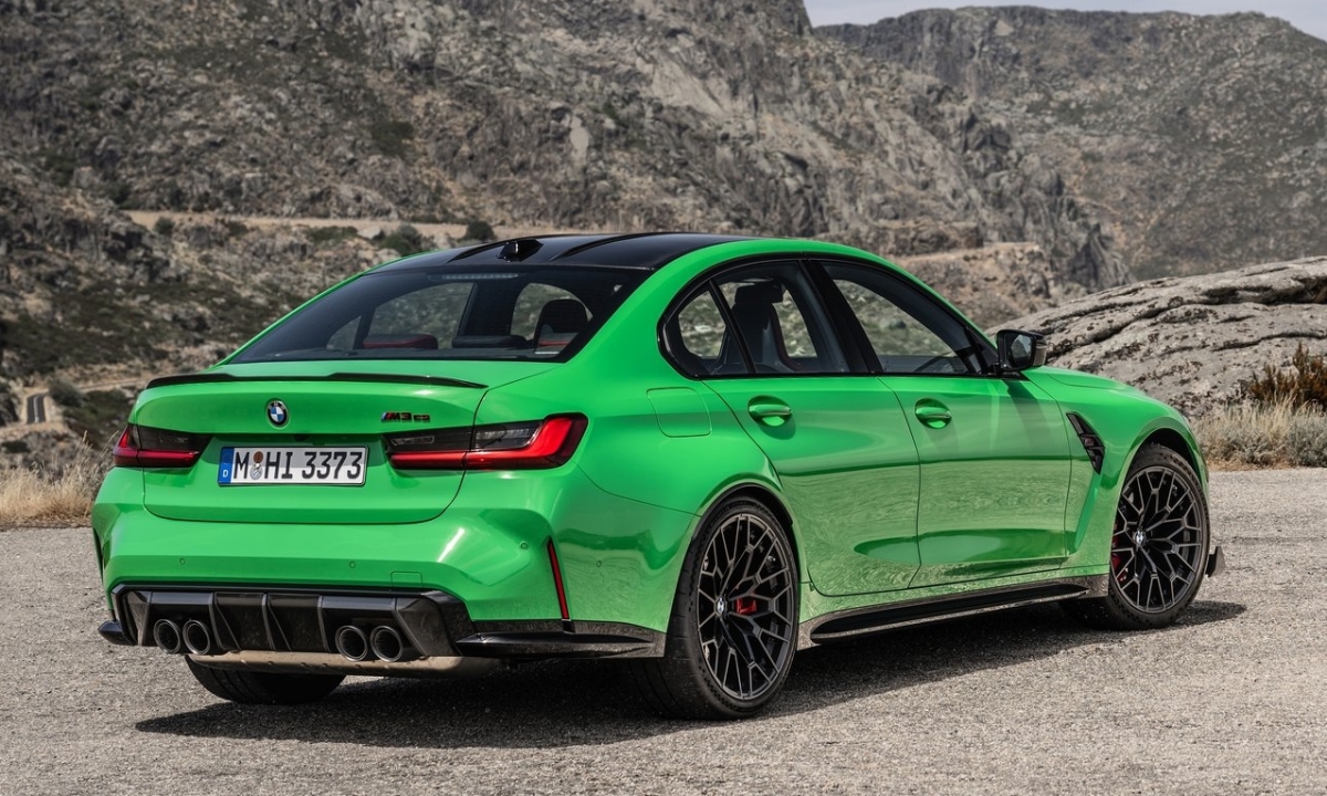 BMW M3 CS 4