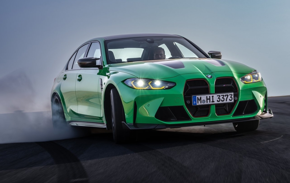 BMW M3 CS 8