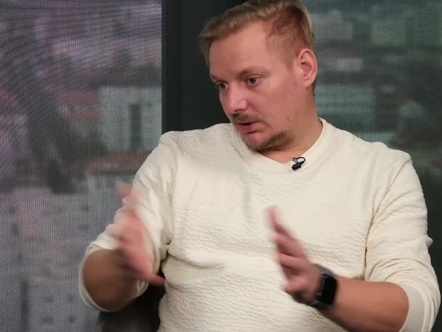 Ján Šebo, Ide o peniaze