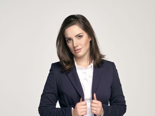 sarah arató,