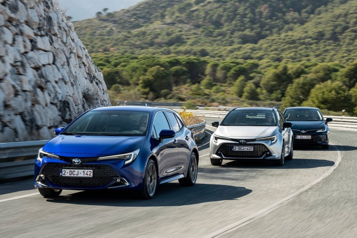 Toyota Corolla Hatchback - 2023