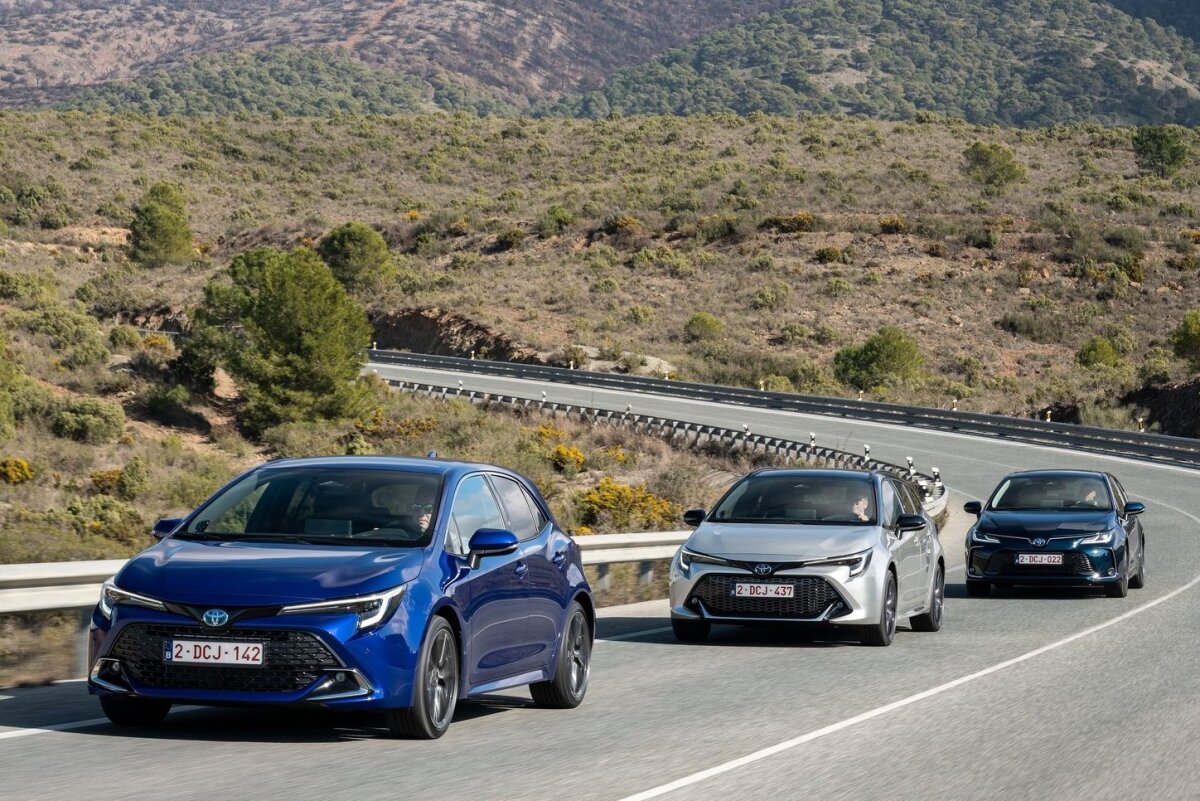 Toyota Corolla Hatchback - 2023