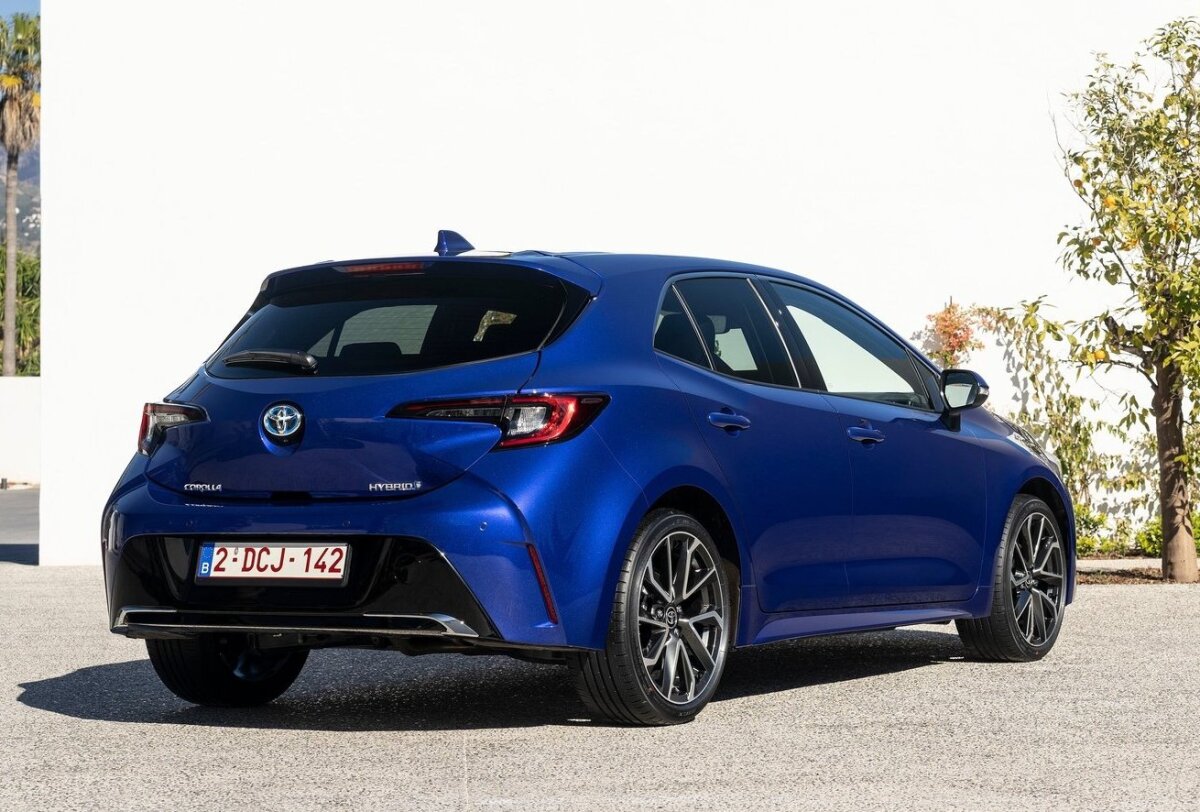 Toyota Corolla Hatchback - 2023
