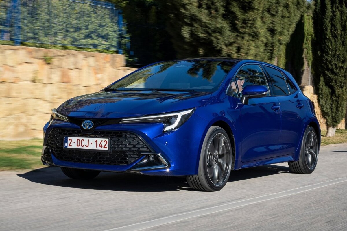 Toyota Corolla Hatchback - 2023