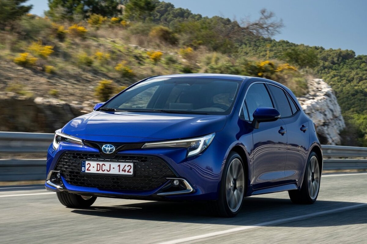 Toyota Corolla Hatchback - 2023