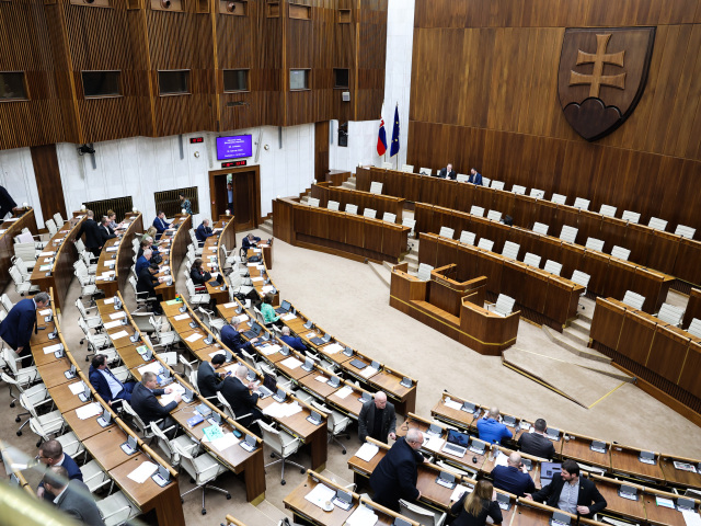 parlament NR