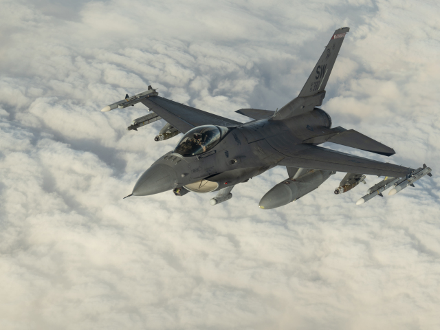 F-16