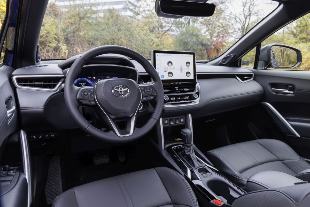 Toyota Corolla Cross - 2023