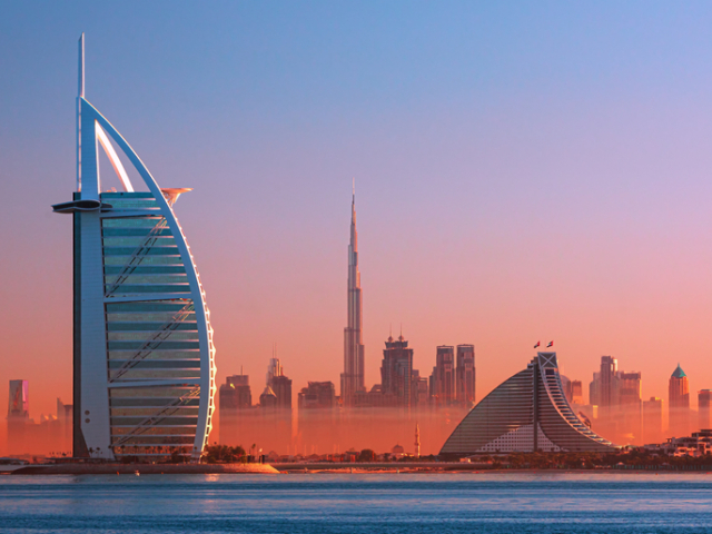 NEPOUZ, Dubaj
