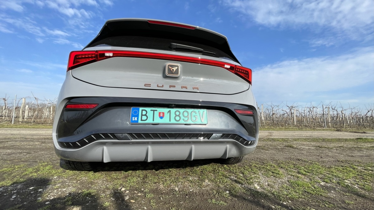 Cupra Born Basic  204/62 (2023)