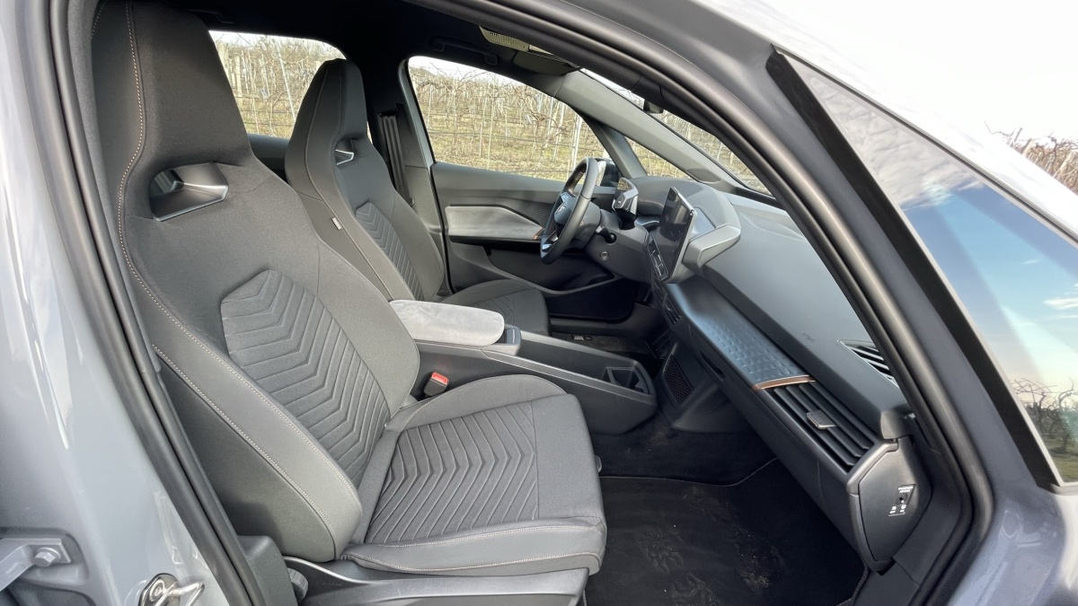 Cupra Born Basic  204/62 (2023)