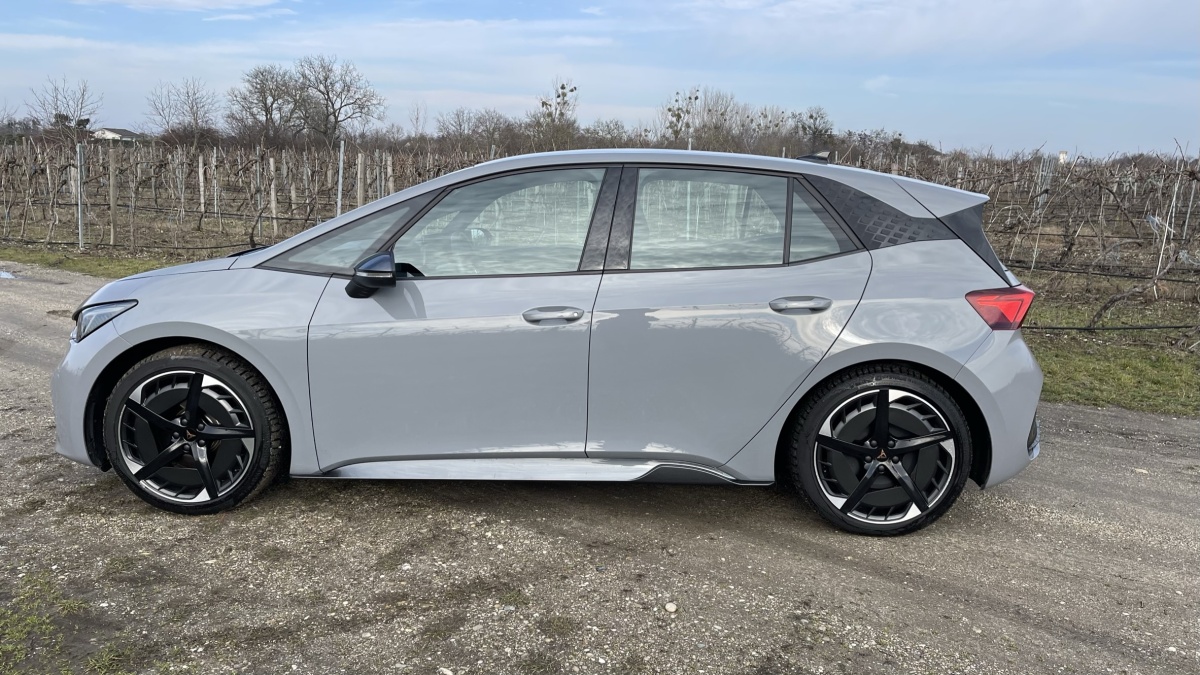 Cupra Born Basic  204/62 (2023)