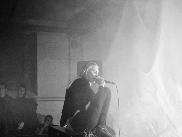puce mary