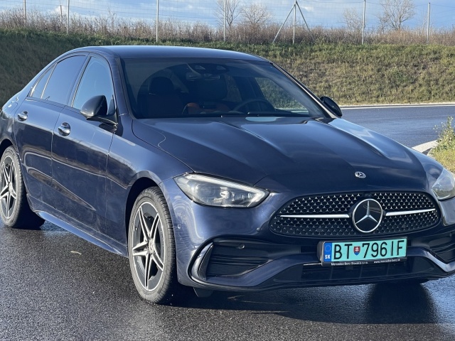 Mercedes-Benz C 400 e 4Matic (2023)