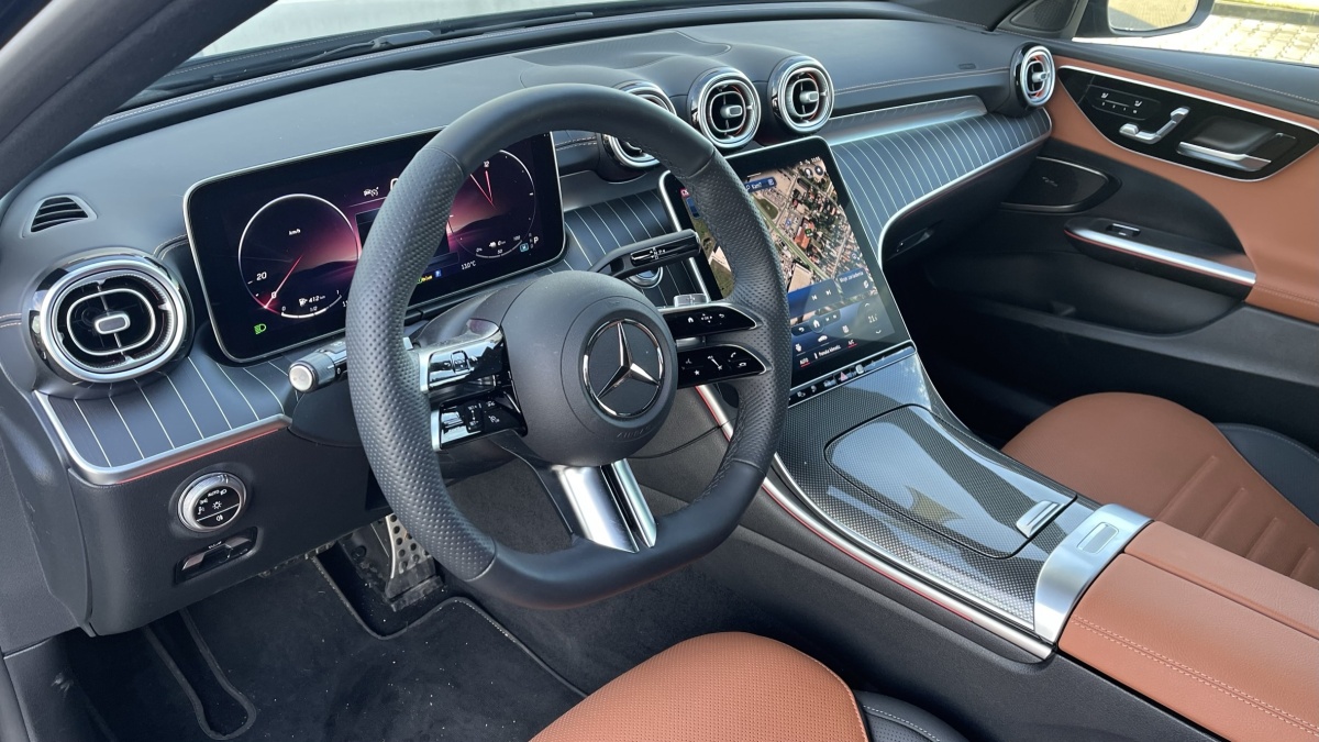Mercedes-Benz C 400 e 4Matic (2023)