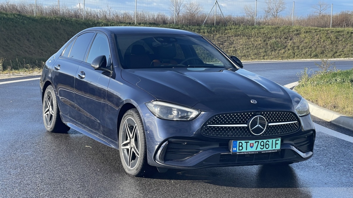 Mercedes-Benz C 400 e 4Matic (2023)