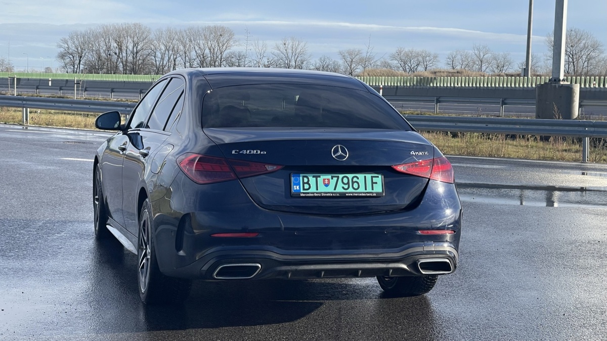 Mercedes-Benz C 400 e 4Matic (2023)