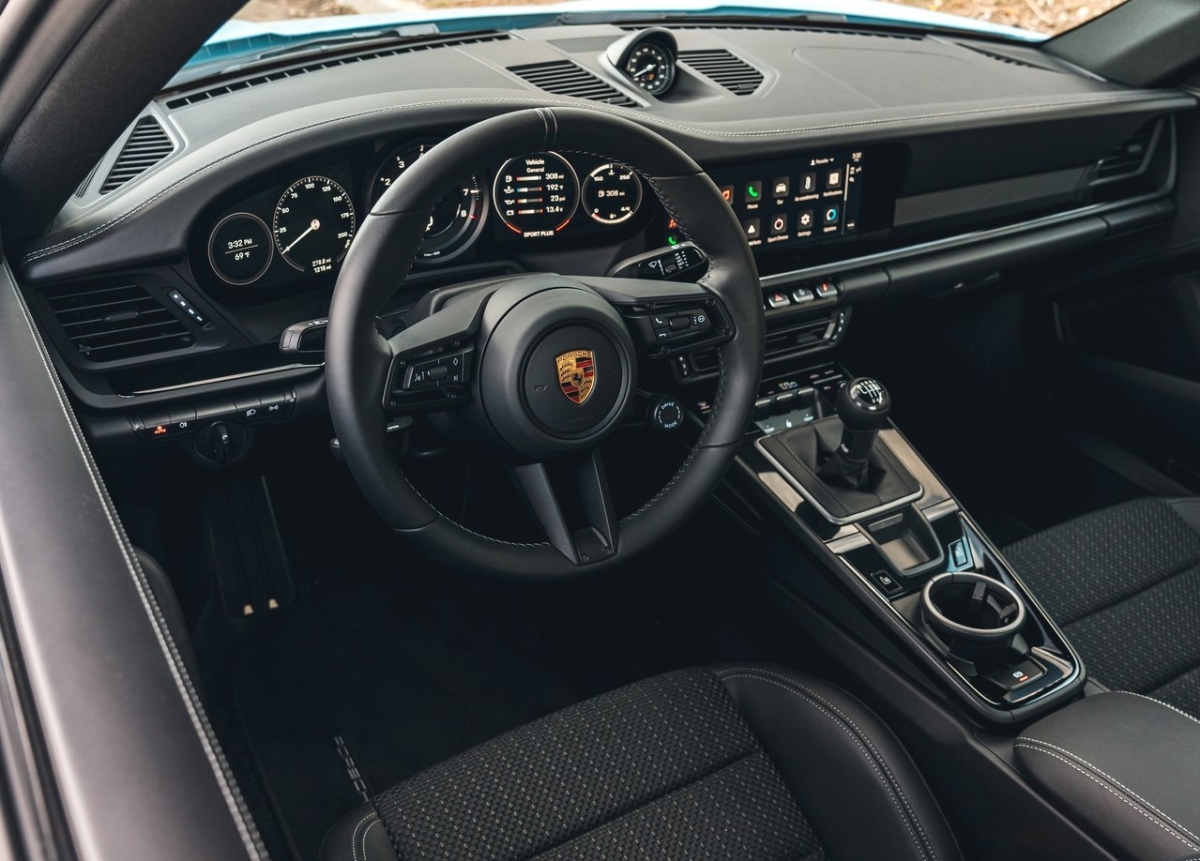 Porsche 911 Carrera T 9