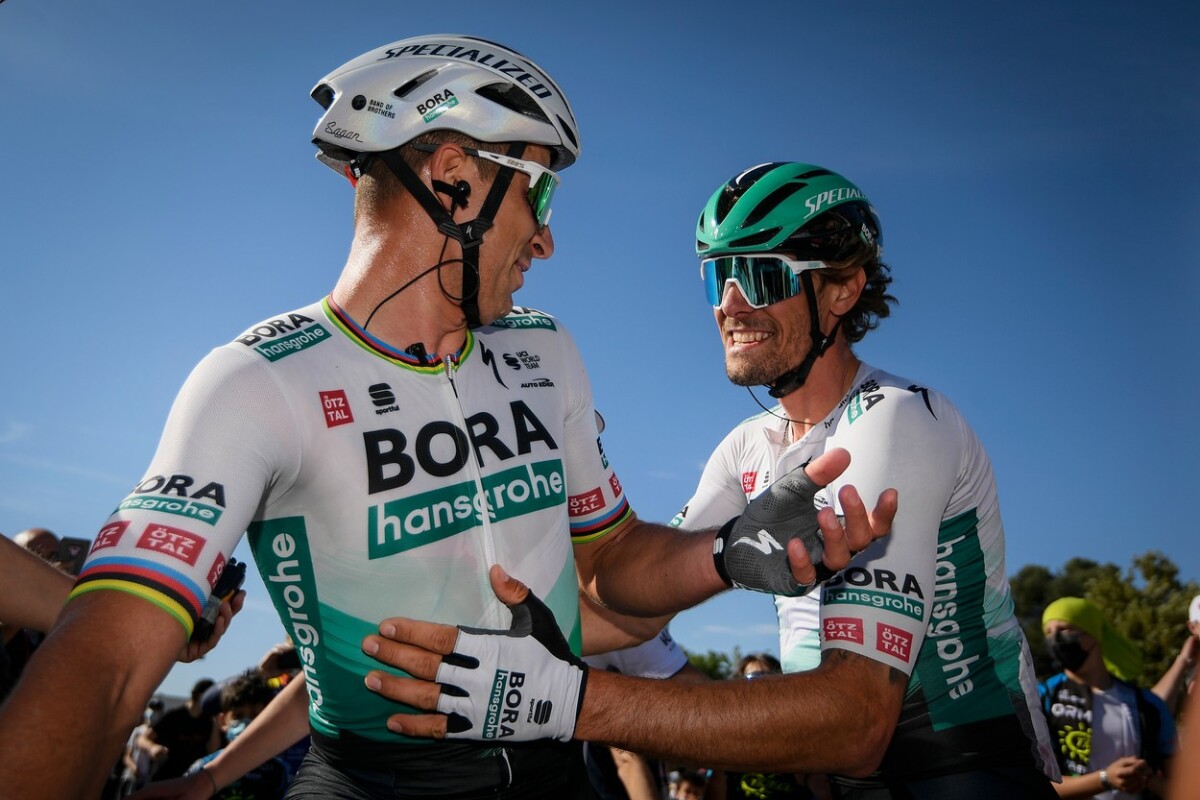 4 Sagan Oss