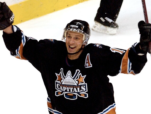 10. Peter Bondra