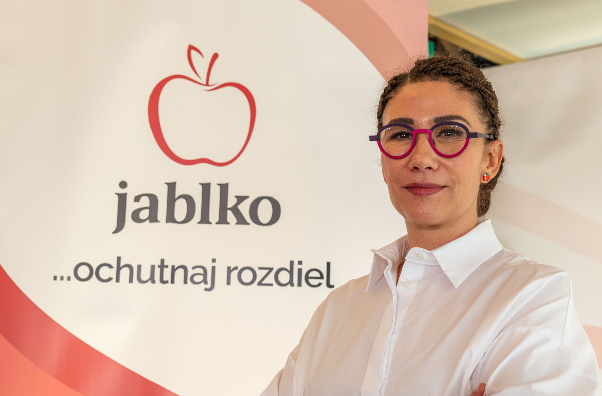 jablko, lucia ďuriš nicholsonová