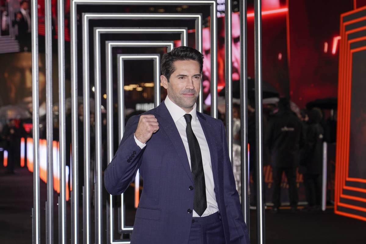 Scott Adkins