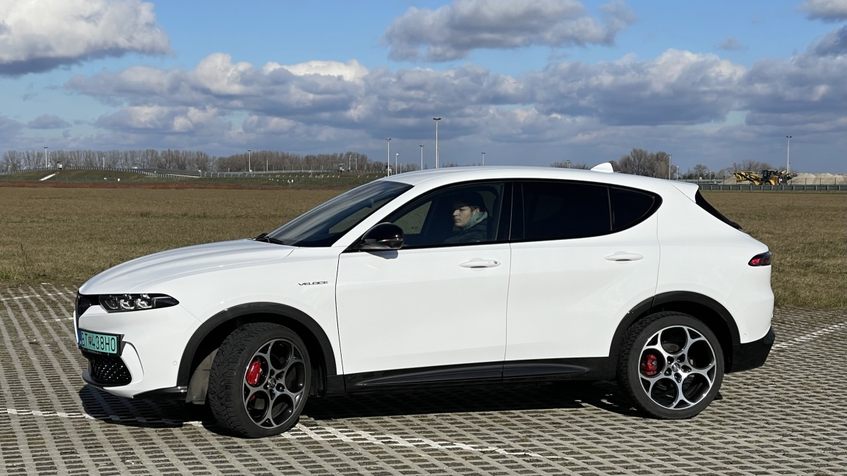 Alfa Romeo Tonale 118 kW (2023)