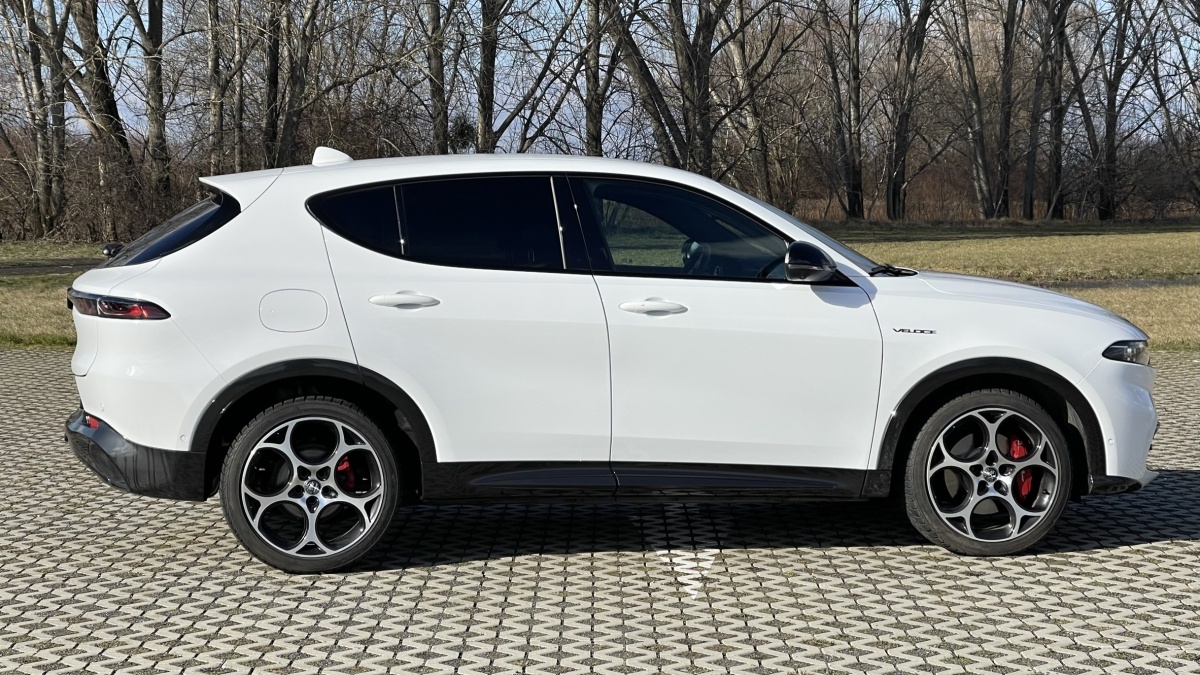 Alfa Romeo Tonale 118 kW (2023)
