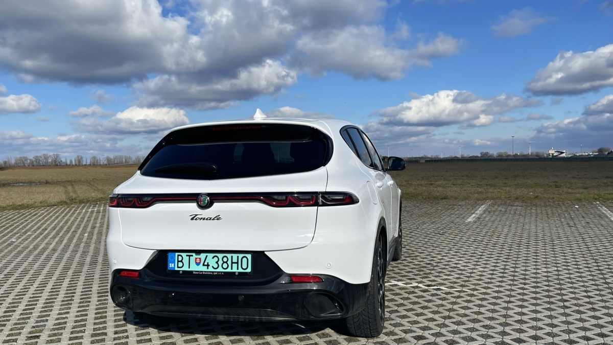 Alfa Romeo Tonale 118 kW (2023)