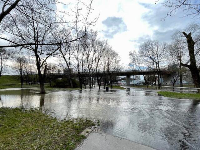 Sad Janka Kráľa, havária potrubia