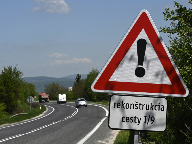 SR panelka rekonštrukcia Trenčín TNX