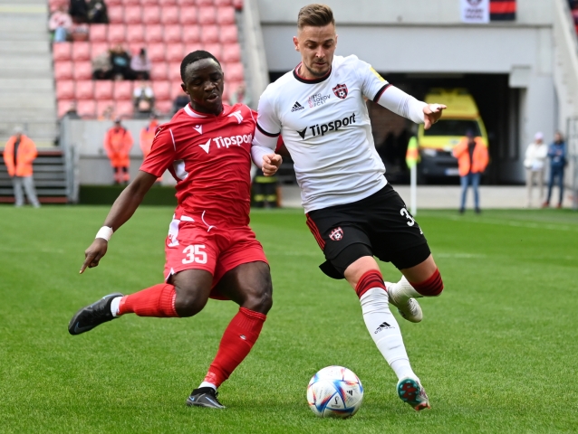 SR Futbal FL 21.kolo Trnava Trenčín TTX