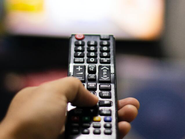 televízor, televízia, ovládač,