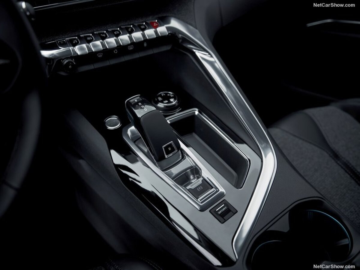 Peugeot - i-Cockpit