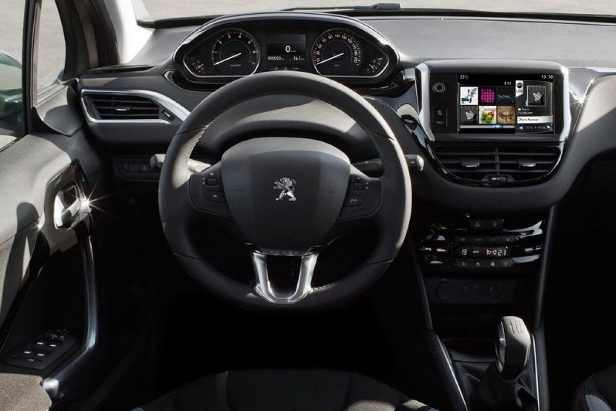 Peugeot - i-Cockpit