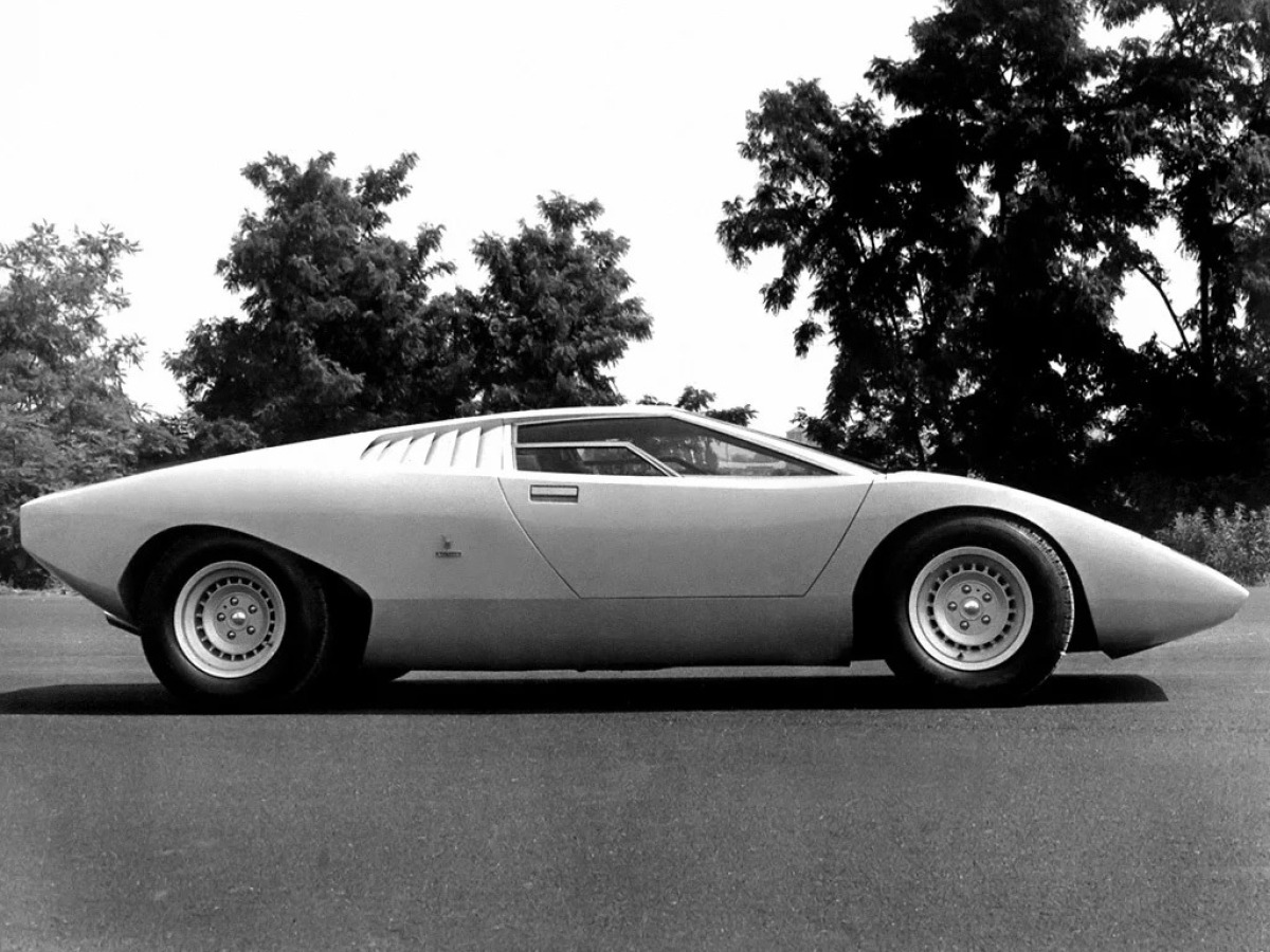 Lamborghini Countach - prototypy 1971 - 1973