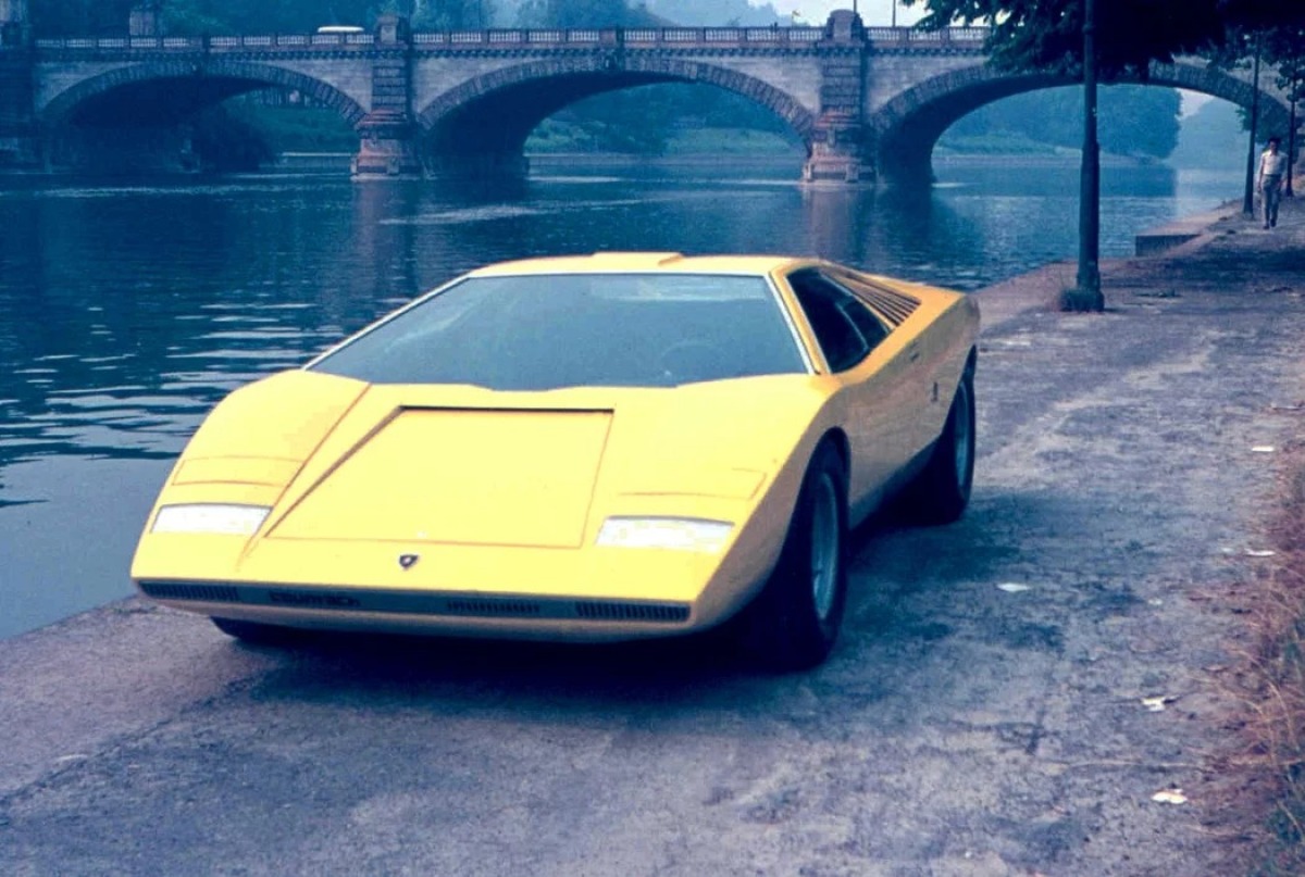 Lamborghini Countach - prototypy 1971 - 1973