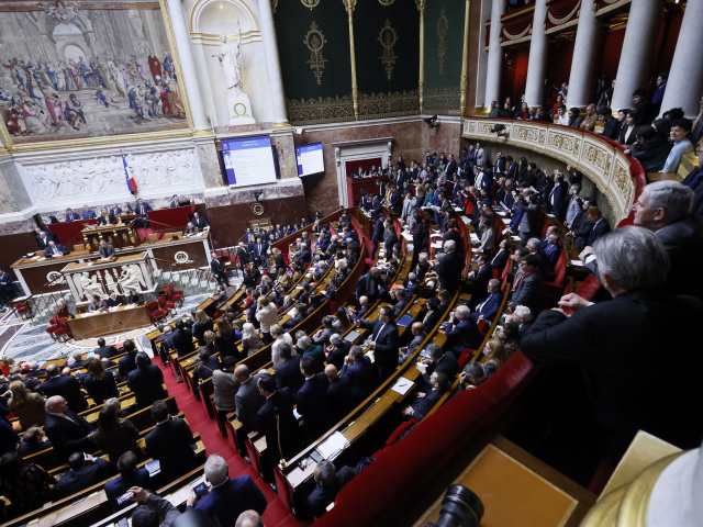 Francúzsko senát reforma dôchodková Bornová