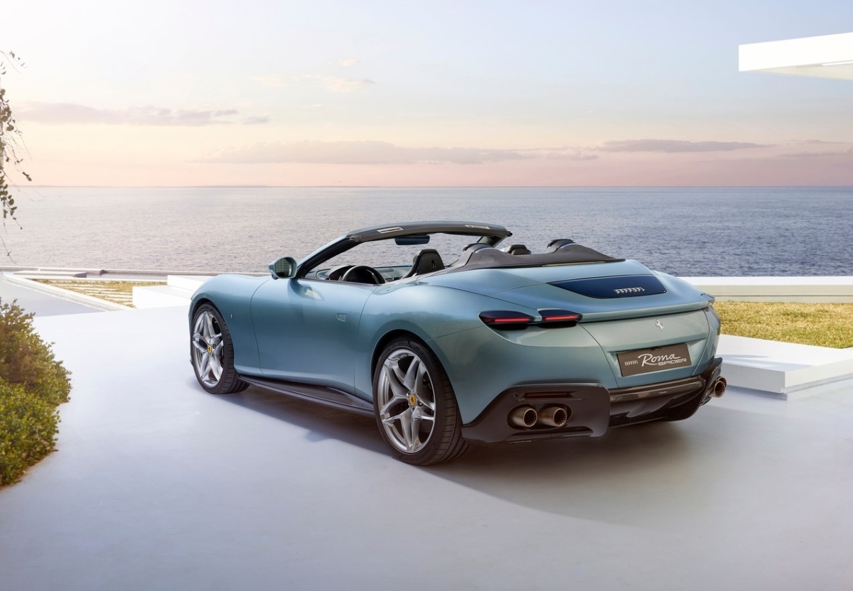 Ferrari Roma Spider 4