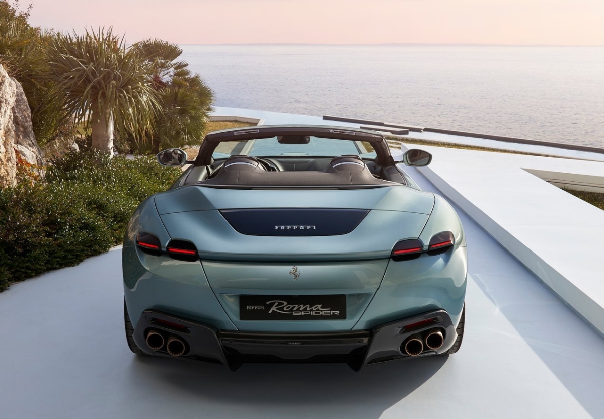 Ferrari Roma Spider 7
