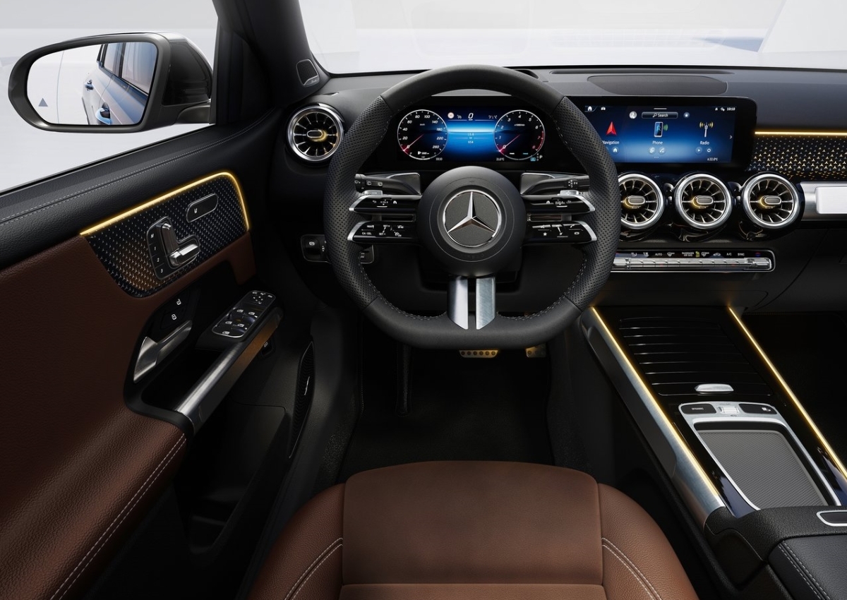 Mercedes-Benz GLB 5